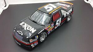 yz͌^ԁ@X|[cJ[@o[Y51GN\124x_CJXgdays of thunder, rowdy burns 51 exxon chevy 124 revell custom diecast lumina