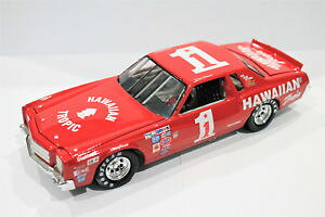 yz͌^ԁ@X|[cJ[@f[rbhsA\action1nCAgsbN197980EBXg_CJXgdavid pearson action 1 hawaiian tropic 1979 80 chevy custom winston diecast