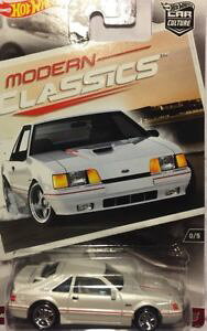 �y���������z�͌^�ԁ@�X�|�[�c�J�[�@�N���u���X�^���O�S���^�C��hotwheels redline club 84 mustang svo alloys rubber tyres