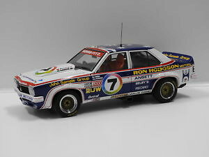 �y���������z�͌^�ԁ@�X�|�[�c�J�[�@�z�[���f���o�T�[�X�g�����X�I�[�g�A�[�g