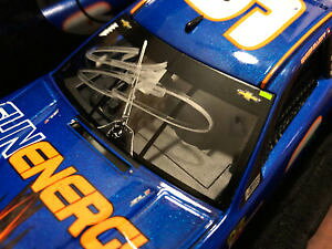 �y���������z�͌^�ԁ@�X�|�[�c�J�[�@�`�F�C�X�G���I�b�g���g�L���X�O�����J�b�v���[�X�G���[�g2018 chase elliott signed watkins glen 1st cup race win elite car 1 of 1009