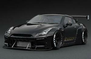 yz͌^ԁ@X|[cJ[@118gtr pandem r35fig1005 gt