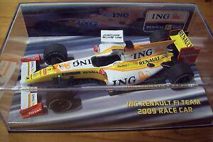 yz͌^ԁ@X|[cJ[@m[[XJ[tFihA\143 renault 2009 race car ing boxed fernando alonso