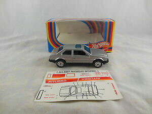 yz͌^ԁ@X|[cJ[@C^A143hotwheels}e}ZbeBbiturbohotwheels mattel maserati biturbo in silver scale 143 made in italy