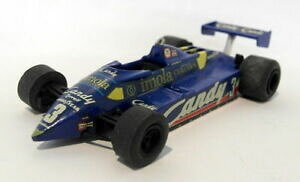 �y���������z�͌^�ԁ@�X�|�[�c�J�[�@tenariv 143�z���C�g���^���L�b�g32�e�B����011 alboreto3tenariv 143 scale white metal kit 32 tyrrell 011 alboreto 3