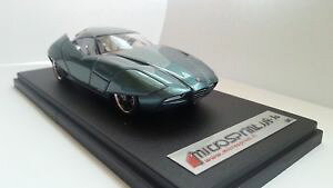 yz͌^ԁ@X|[cJ[@At@IobgfXP[falfa romeo bat 11 bertone yow model microsprint rare 143 scale resin model