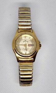 �y���������z�r���v�@�E�H���T�����f�B�[�X�S�[���h�X�g�[���J�E���^�[waltham ladies gold tone weo19 wristwatch with date counter