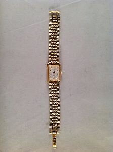 �y���������z�r���v�@�S�[���h�g�[���N���X�v�����Ohelbros rectangular gold tone wrist watch w clasp 6 long