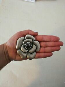 �y���������z�A�N�Z�T���[�@�l�b�N���X���[�Y�V���o�[�s���[�^�[�u���[�`�s���r���e�[�W�V�[��tono plata grande rose 3d peltre broche pin vintage costura artstica calidad rara nico