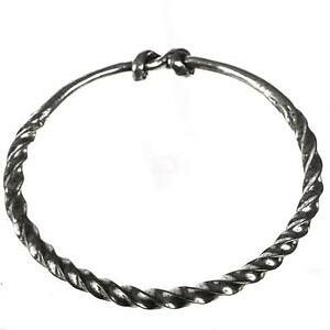 �y���������z�A�N�Z�T���[�@�l�b�N���X�s���[�^�[�u���X���b�g�o�C�L���Onuevo asgard mano hecha a mano peltre pequeo viking giro brazalete t010 uk made