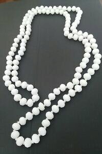 yzANZT[@lbNXAK^rAJlunga collana in agata bianca