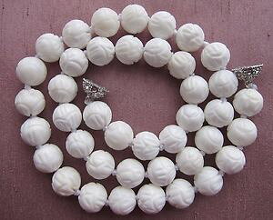 �y���������z�A�N�Z�T���[�@�l�b�N���Xgenuino blanco collar con cuentas de coral tallado tridacna
