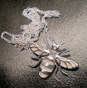 yzANZT[@lbNX}`FX^[Vo[y_glbNX}`FX^[la correcta manchester abeja colgante de plata collar joyerahecho en manchester
