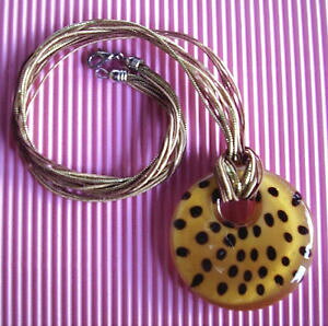 �y���������z�A�N�Z�T���[�@�l�b�N���Xwg163 collier pendentif verre facon leopard