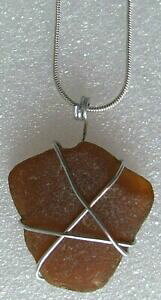 �y���������z�A�N�Z�T���[�@�l�b�N���X�I�����W�K���X�R�[���E�H�[���{�b�N�X�l�b�N���Xvidrio de color mbar marrn hecho a mano cornish mar alambre envuelto collar de 18 en caja de regalo