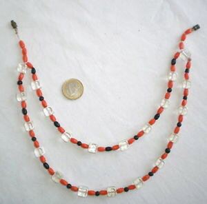 �y���������z�A�N�Z�T���[�@�l�b�N���X�R���A�[�o�[�W����collier ancien 2 rangs de cubes en verre vers 1960
