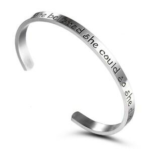 �y���������z�A�N�Z�T���[�@�l�b�N���X�V���o�[�g�[�����^���u���X���b�gtono plata pulsera brazalete de metal de calidad inspirador ltimo