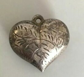 【送料無料】アクセサリー　ネックレスシルバーハートペンダントantiguo grabado amor corazn vintage hermoso colgante de plata 925