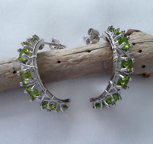 �y���������z�A�N�Z�T���[�@�l�b�N���X�N���G�C�V�����A�[�N�A���W�F���gagnes creations boucles d oreilles en arc pridots verts amp; zircons argent 925