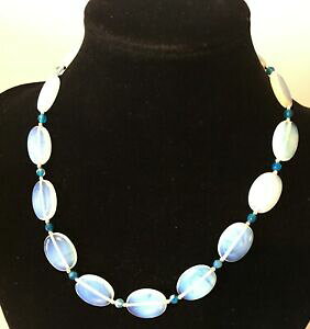 �y���������z�A�N�Z�T���[�@�l�b�N���X�n���h�X�y�[�T�[�l�b�N���Xcollar de opalite con espaciadores gata azulhecho a mano