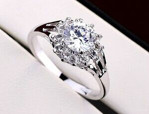 �y���������z�A�N�Z�T���[�@�l�b�N���X�z���C�g�S�[���h�����O�N���X�^���N���X�}�Xlujo anillo oro blanco 18k chapado cristal anillo de compromiso regalo navidad