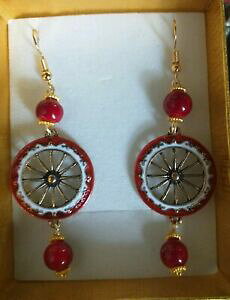 �y���������z�A�N�Z�T���[�@�l�b�N���Xorecchini donna pendenti ruota carretto siciliano smaltato con corallo