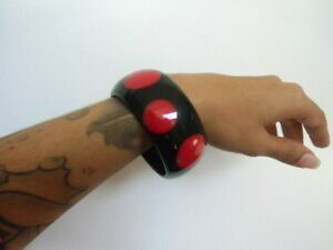 yzANZT[@lbNXuXbggre[Wpulsera brazalete de resina oversize ancho negro de lunares rojos retro vintage