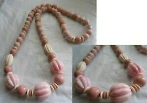 yzANZT[@lbNXRA[gp[x[W[Ycollier rtro perle marbr rose et beige faonnes anne 1970 *4950