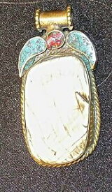 【送料無料】アクセサリー　ネックレスナガシェルペンダントネパールpendant naga coquillage serti shell nepal