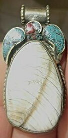 【送料無料】アクセサリー　ネックレスナガネパールシェルpendent naga nepal coquillage shell