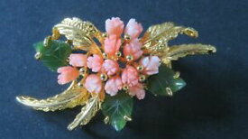 【送料無料】アクセサリー　ネックレスバラアライアントビンテージブローチヒスイbroche vintage bouquet de roses alliant corail et jade sur monture dore
