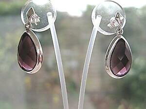yzANZT[@lbNXA[fRAWXgVo[COCXs[Vdeco inspirado amatista y genuino lgrima pendientes de plata