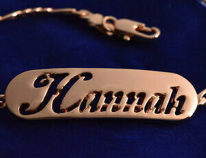 �y���������z�A�N�Z�T���[�@�l�b�N���X�u���X���b�g�n���ik�p�[�\�i���C�Ypulsera con nombre hannah 18 k oro plateado plateado regalo personalizado
