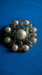 yzANZT[@lbNX@lbroche en mtal dor perles signe monet