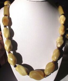 【送料無料】アクセサリー　ネックレス　コリアービンテージベージュアタッシュビスancien collier bijou vintage perles cellulod beige attache cache vis 4438