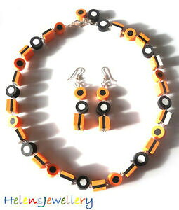 yzANZT[@lbNX@nhChIWlbNXCOsplendido handmade bertie bassett liquirizia allsort arancione collana e orecchini