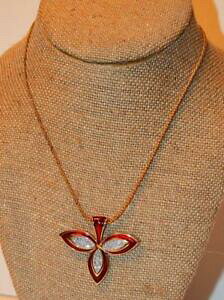 yzANZT[@lbNX@re[WlS[hJ[GiCXg[y_gvintage firmato monet color oro rosso smalto strass ciondolo su 381cm catenina