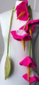 【送料無料】アクセサリー　ネックレス　ネックレスウールスカーフla vendita collana fiori lana felted sciarpe
