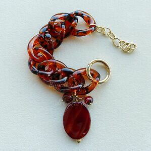yzANZT[@lbNX@`F[vLVKXAK^uXbgbracciale con catena plexiglass tartarugato e agata