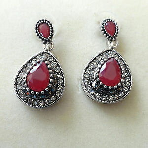 yzANZT[@lbNX@COgr[bhzCgVo[J[orecchini donna retr colore argento con rubini rossi e zirconi bianchi 167 s