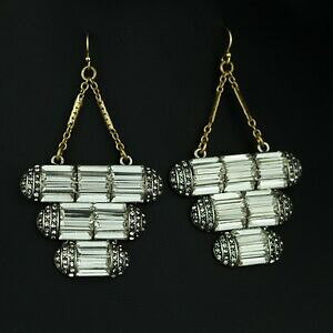 �y���������z�A�N�Z�T���[�@�l�b�N���X�@�C�������O�N���X�^���r���e�[�Worecchini enorme metallo argentato e cristallo incandescente artdeco vintage