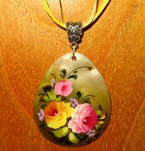 yzANZT[@lbNX@VFy_gsNVAguscio ciondolo zhostovo fiori rosa e giallo originale russo dipinto a mano regalo