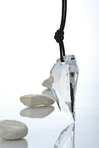 �y���������z�A�N�Z�T���[�@�l�b�N���X�@�l�b�N���X�X�����t�X�L�[�G�������g�y���_���g�A�����y�K�T�X�X�L���`�F�[��collana, catena in pelle con swarovski elements ciondolo ala pegasus