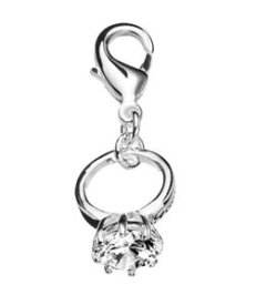 【送料無料】アクセサリー　ネックレス　ペンダントリングシルバーguess pendente charm ring ubc81005 argento