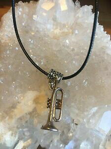 �y���������z�A�N�Z�T���[�@�l�b�N���X�@�y���_���g�l�b�N���X�g�����y�b�gcollana con ciondolo tromba con incantesimi di felicit