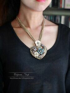 【送料無料】アクセサリー ネックレス ネックレスチェーンペンダントシンハートエナメルベージュcollana multirank catena sottile pendente cuore smalto fiore beige ape qt 1