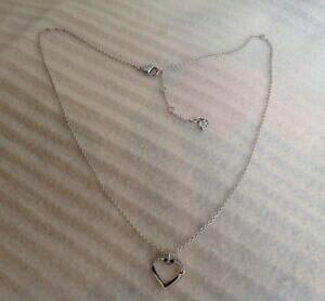 yzANZT[@lbNX@XtXL[`F[Vo[I[vn[glbNXauthentic swarovski collana con cuore aperto su allungabile catena tono argento