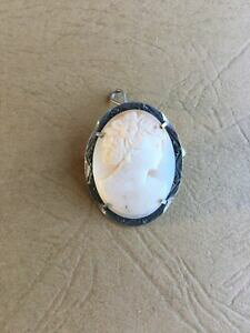 yzANZT[@lbNX@broche pendentif mtal avec cam