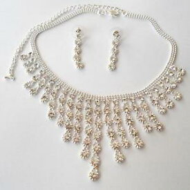 【送料無料】アクセサリー　ネックレス　ネックレスイヤリングシルバーカラーparure donna collana e orecchini colore argento con zirconi bianchi 142 j