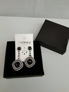 yzANZT[@lbNX@hy_gCOmikey london nero orecchini pendenti